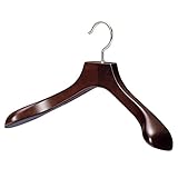 無印良品のレッドシダーハンガーをレビュー！アウターの防虫・型崩れ